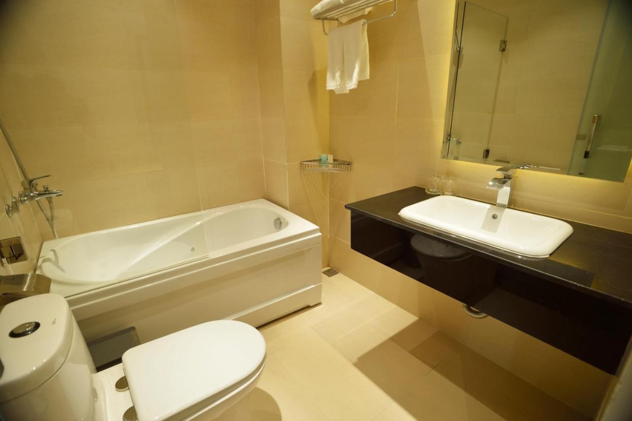 Pandora Saigon Hotel ホーチミン市 エクステリア 写真
