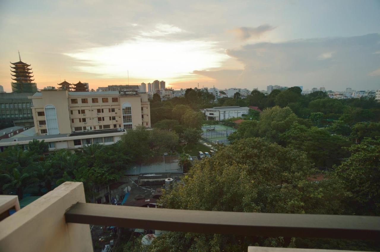 Pandora Saigon Hotel ホーチミン市 エクステリア 写真